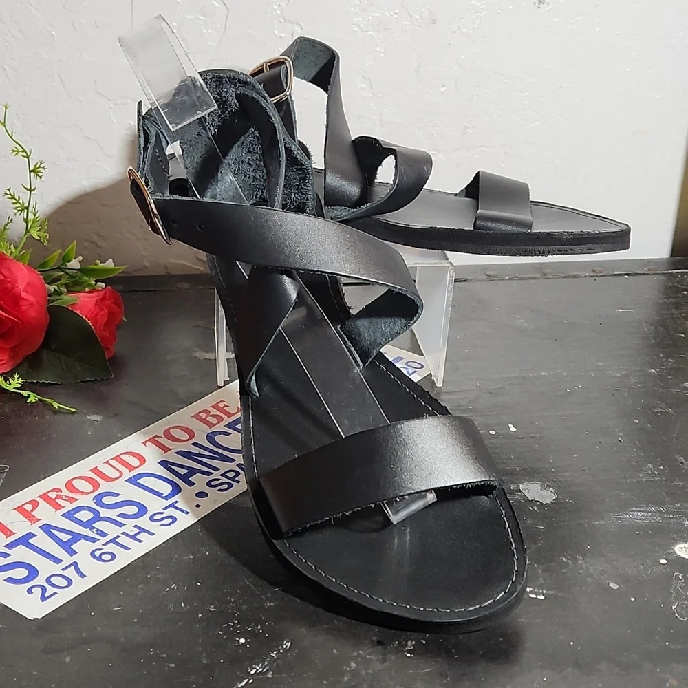 BRAVE SOLES The Jasmine Black Leather Upper Tire Soles Sandals 10